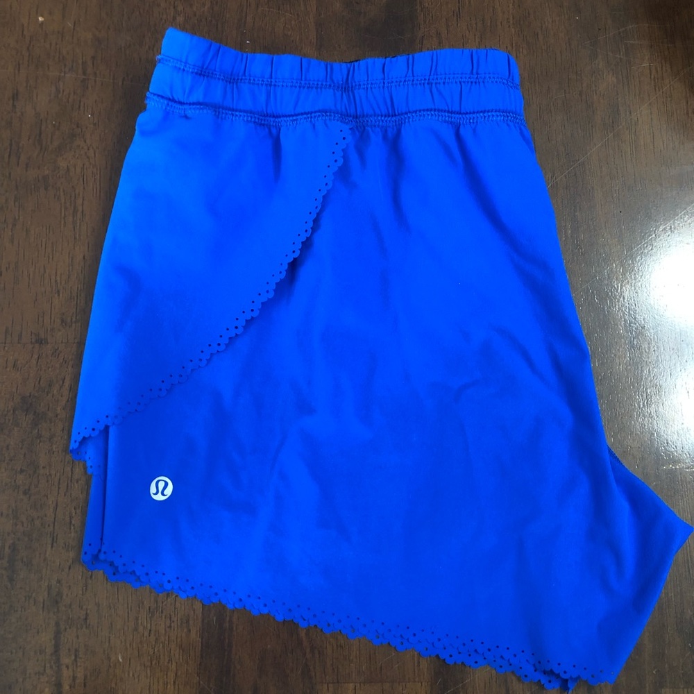 Lululemon hit it shorts